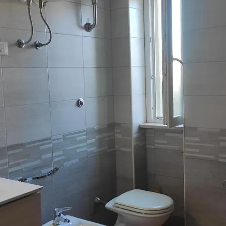 Fabrizio, 2025 A Aparthotel Vieste