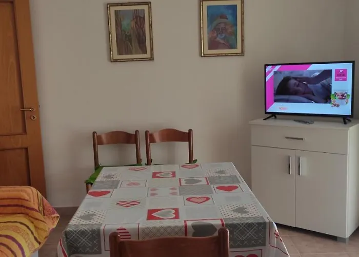 Fabrizio, 2025 A Apart-hotel Vieste