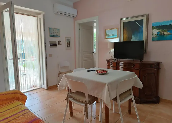 Fabrizio, 2025 A Aparthotel Vieste