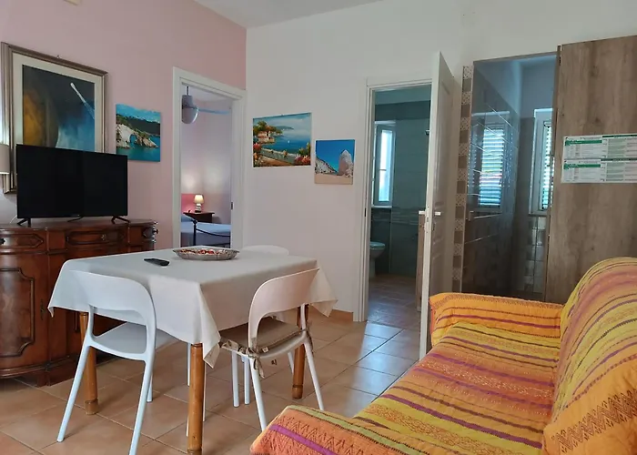 Fabrizio, 2025 A Apart-hotel Vieste