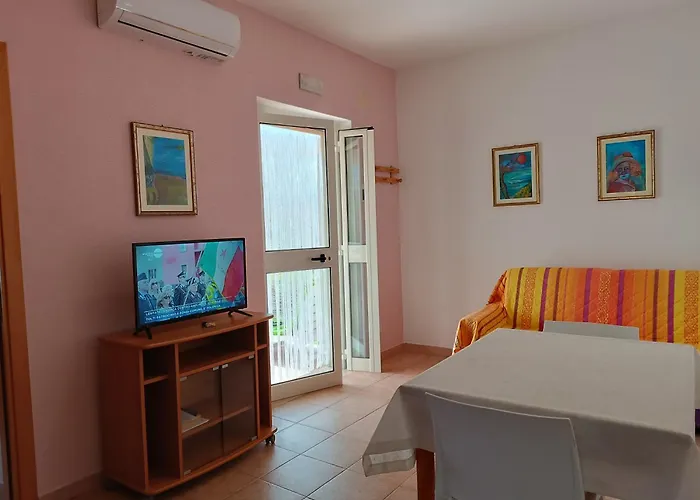 Fabrizio, 2025 A Apart-hotel